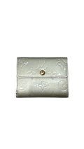 Louis Vuitton Vernis wallet front