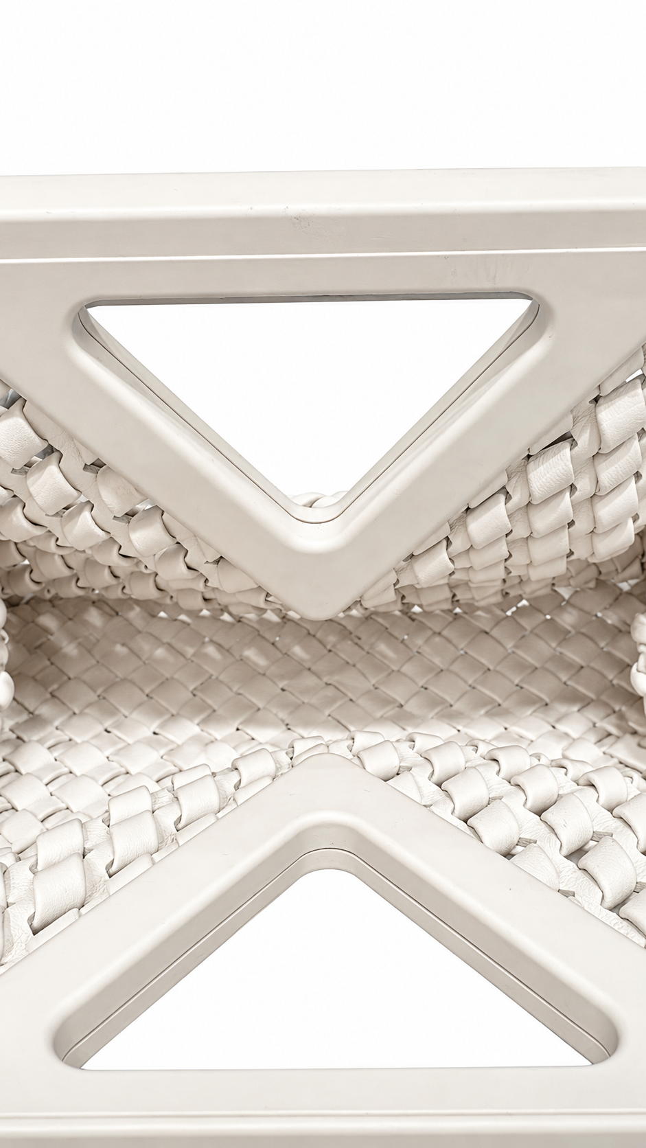 Bottega Veneta The Point Large detail on white background