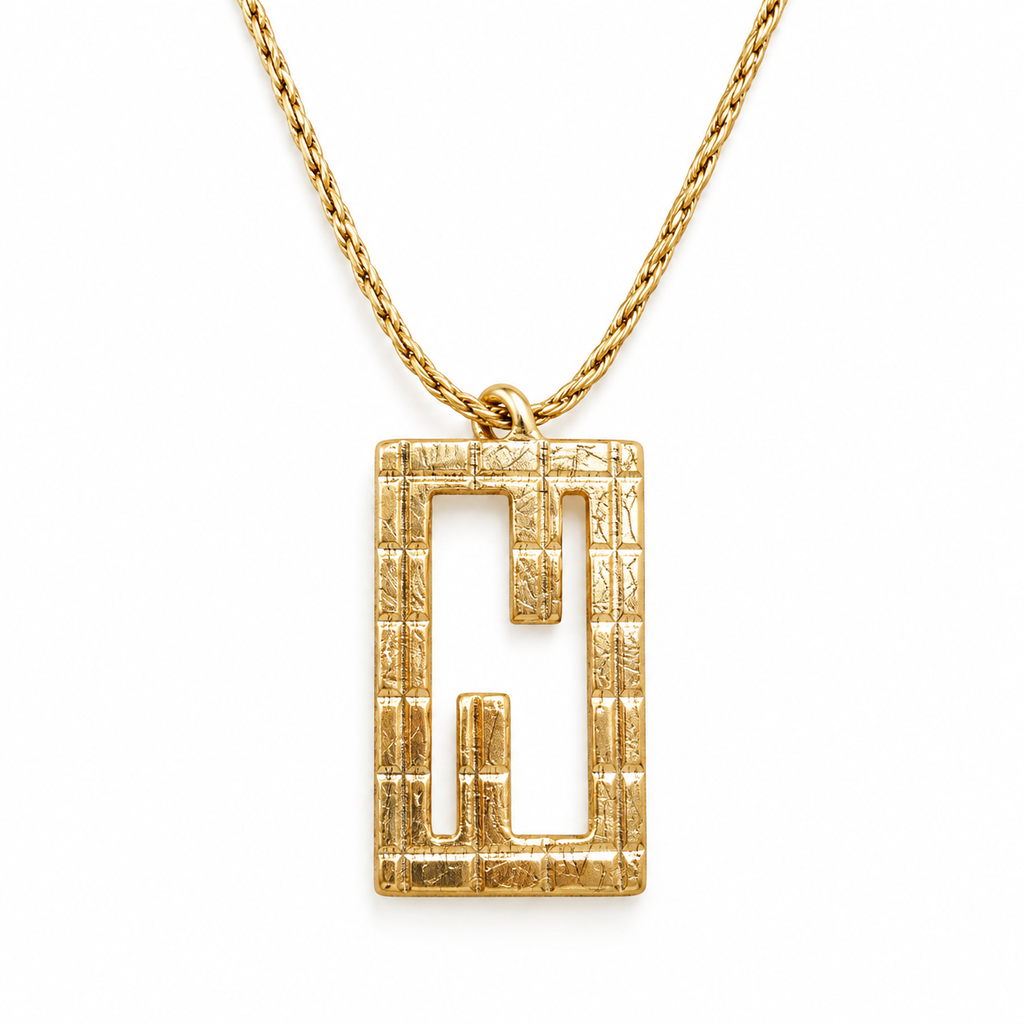 Fendi vintage necklace detail