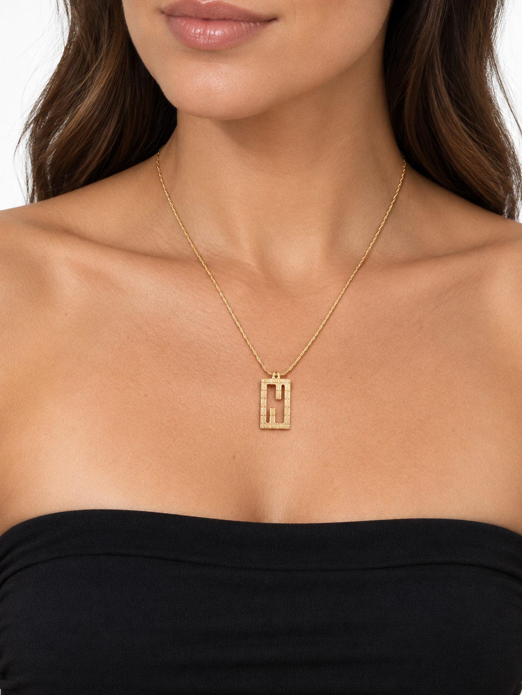 Fendi vintage necklace model