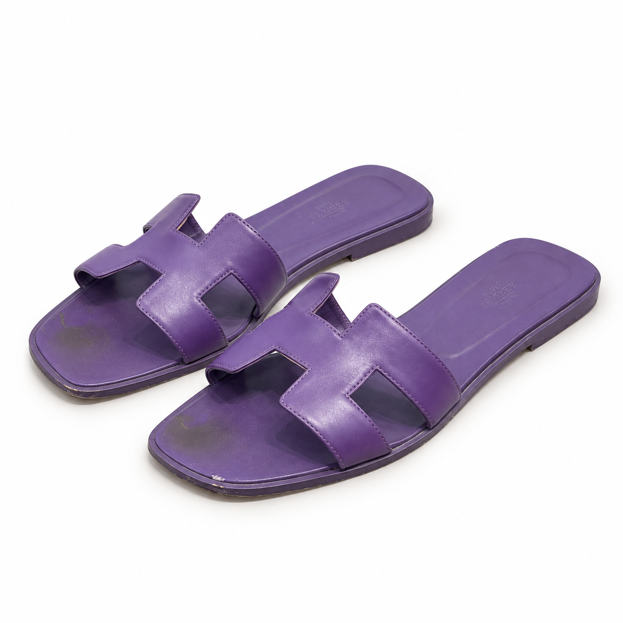 כפכפי Hermès Oran סגולים – מבט צד